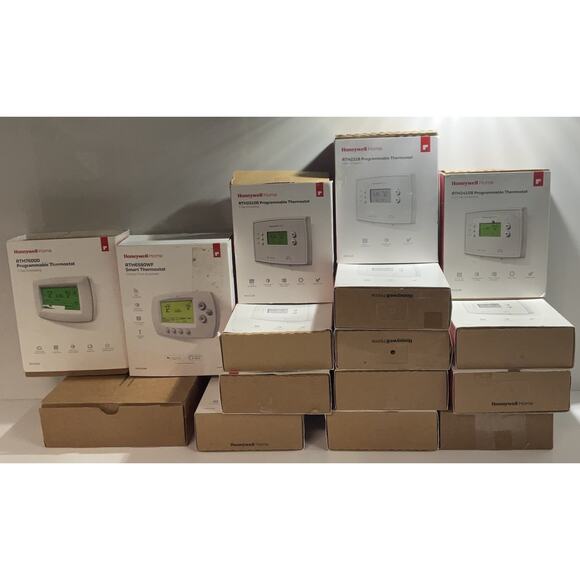 Honeywell Programmable Thermostats Assorted (lot of 16) RTH221B T5 Slightly Used - Picture 1 of 7